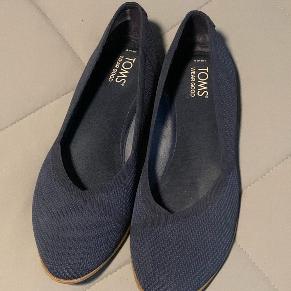 TOMS Women's Dark Blue Loafers